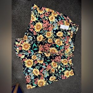 Maurices flowy floral shorts